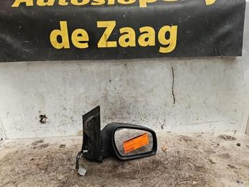 Buitenspiegel rechts van een Ford Focus beschikbaar voor biedingen