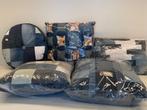 Zelf handgemaakte kussens uit Jeans, Ophalen, Nieuw