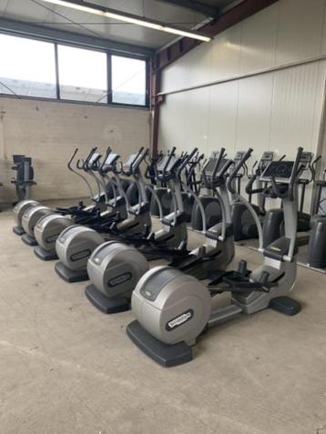 Kit vélo elliptique TECHNOGYM et tapis de course MATRIX OPHE, Enlèvement, Comme neuf, Bras