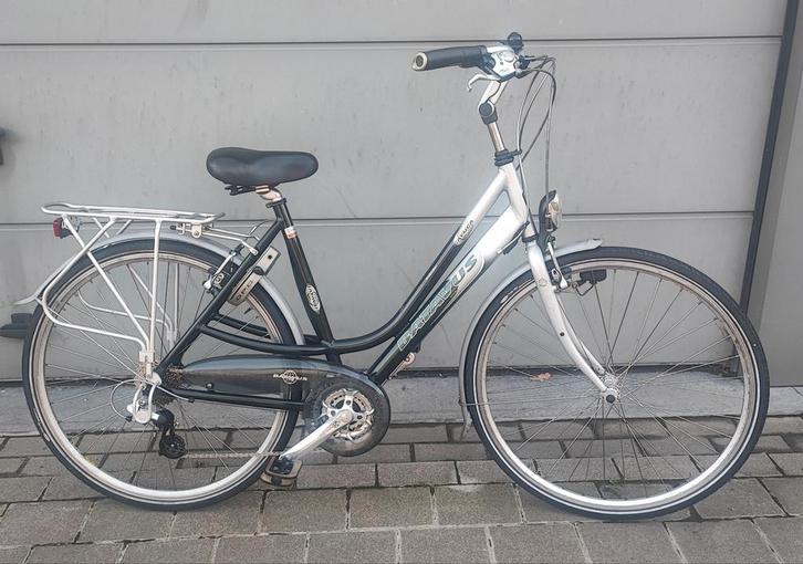 Damesfiets Batavus met 24 versnellingen., Fietsen en Brommers, Fietsen | Dames | Sportfietsen en Toerfietsen, Zo goed als nieuw
