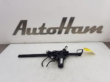 DIVERSEN Gordelaangever rechts E (R207) (|A2078600282|) beschikbaar voor biedingen