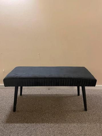 Zitbank (2 personen) beschikbaar voor biedingen