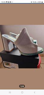 Mooie pumps Atelier 04, Ophalen of Verzenden, Nieuw, Instappers