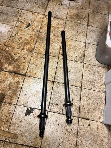 Steek assen discovery 2 td5 achteraan beschikbaar voor biedingen