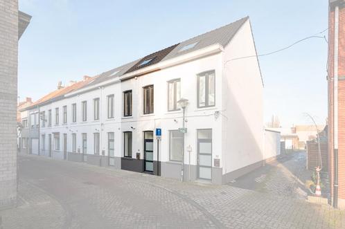 Woning te koop in Eeklo, 3 slpks, Immo, Huizen en Appartementen te koop, Vrijstaande woning, B
