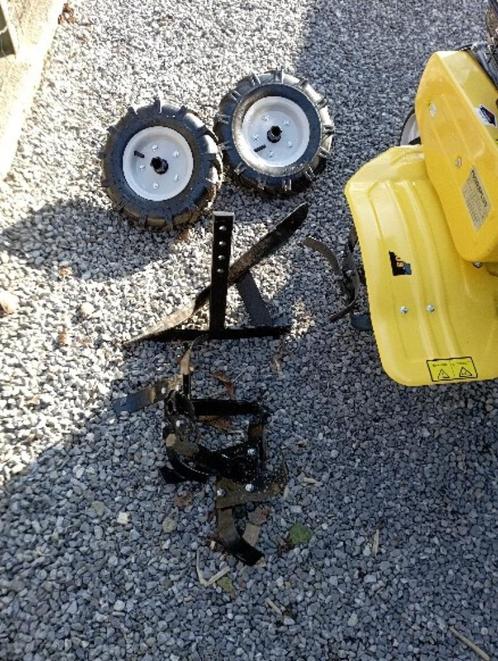 motoculteur 208 cc +charrue, Tuin en Terras, Verticuteermachines, Nieuw, Benzine, Ophalen