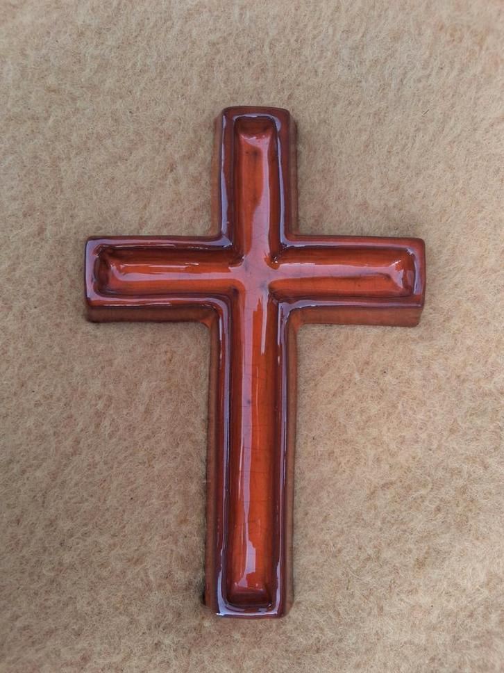 Tieberghein design kruis met stempel., Verzamelen, Religie, Zo goed als nieuw, Ophalen of Verzenden