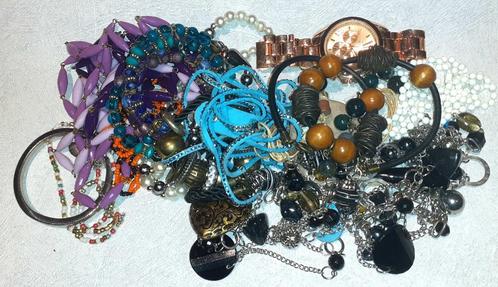 lot juwelen 6, Handtassen en Accessoires, Antieke sieraden, Overige typen, Zilver, Met edelsteen, Verzenden
