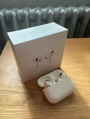 Apple AirPods Pro (1st generation) beschikbaar voor biedingen