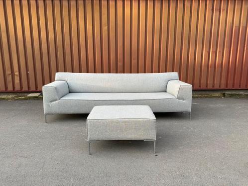 Design on Stock 4-Zits Bank met Hocker - Ploegwol Grijs, Huis en Inrichting, Zetels | Zetels en Chaises Longues, Stof, Ophalen of Verzenden