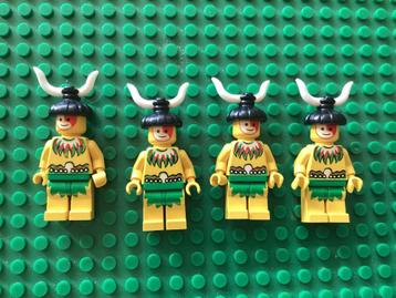 4 Lego Islanders minifiguren beschikbaar voor biedingen