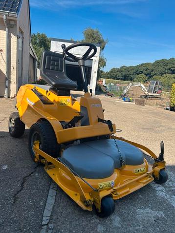 Zitmaaier Stiga villa Royale 14pk honda motor. beschikbaar voor biedingen
