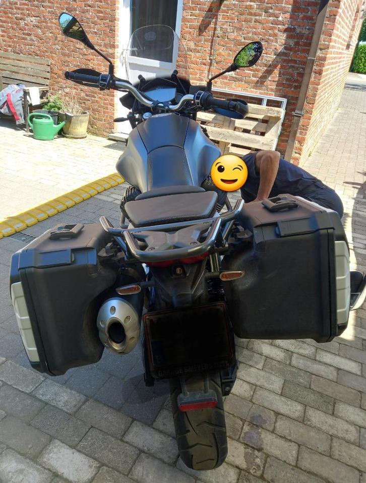Moto Guzzi, Motoren, Motoren | Moto Guzzi, Particulier, Toermotor, meer dan 35 kW, 2 cilinders, Motorrijbewijs A, ABS, Cruise Control