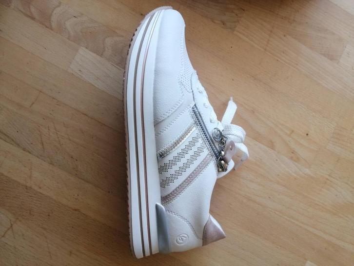 Damessneakers maat 38, Kleding | Dames, Schoenen, Ophalen