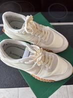 schoenen Lacoste maat 41, Ophalen of Verzenden, Zo goed als nieuw, Sneakers, Wit