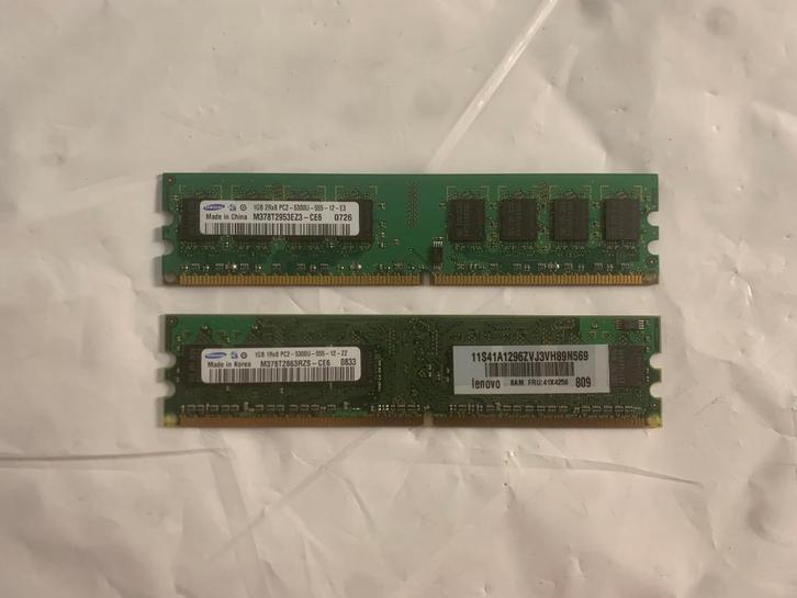 RAM Samsung DDR2 1 Go – PC2-5300U 667 MHz (5 €), Computers en Software, RAM geheugen, Gebruikt, Desktop, 1 GB of minder, DDR2
