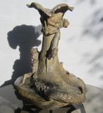 Antieke art nouveau terra cotta vaas apen krokodil Austria, Ophalen
