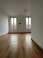 Maison à vendre A Roux, Maison & Meubles