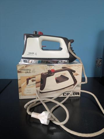 Calor pressing plus 4 vintage strijkijzer, Elektronische apparatuur, Strijkijzers en Strijkplanken, Ophalen, Gebruikt, Strijkijzer met snoer