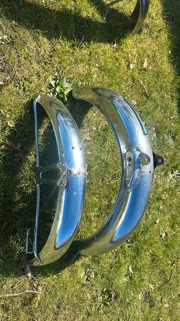 Honda ss50 spatborden beschikbaar voor biedingen