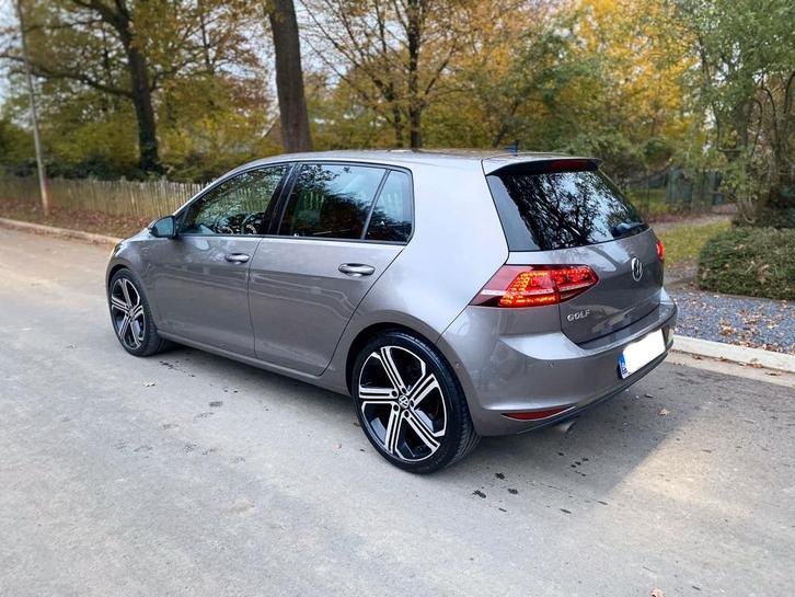 VW GOLF 7 105cv 2014 GPS Airco Xenon Leer, Auto's, Volkswagen, Particulier, Golf, Cruise Control, Diesel, Euro 5, Handgeschakeld