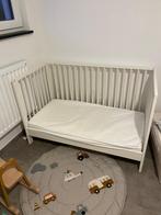 Un lit bébé IKEA, Enfants & Bébés, Comme neuf, Enlèvement, Lit