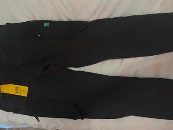 Pantalon Snickers taille 46 beschikbaar voor biedingen