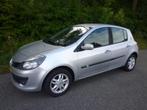 Renault Clio 1.6-16V Dynamique Luxe (2006), Auto's, Renault, Voorwielaandrijving, 4 cilinders, 1600 cc, 1200 kg
