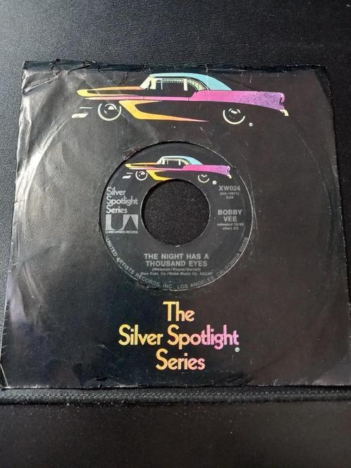 Bobby Vee ‎- The night has a thousand eyes " Oldie ", Cd's en Dvd's, Vinyl Singles, Zo goed als nieuw, Single, Pop, 7 inch, Ophalen of Verzenden