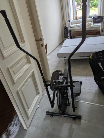 Crosstrainer beschikbaar voor biedingen