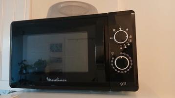 Micro-ondes Moulinex Grill – éxcellent état beschikbaar voor biedingen
