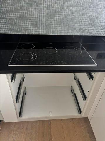 elektrische kookplaat beschikbaar voor biedingen