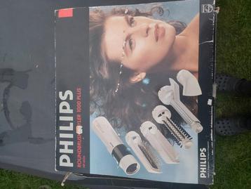 SÈCHE CHEVEUX  PHILIPS +ACCESSOIRES  beschikbaar voor biedingen