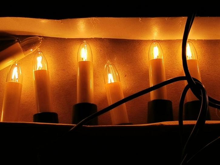 Kerstverlichting kaarsjes warm wit vintage retro + 4 reserve, Diversen, Kerst, Zo goed als nieuw, Ophalen of Verzenden