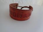 Bracelet cuir inscrit MURIELLE vintage., Ophalen of Verzenden, Gebruikt, Bruin, Leer