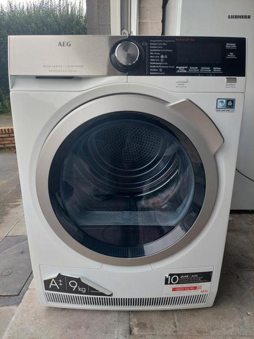 Sèche linge AEG pompe a chaleur 9kg A++, Electroménager, Sèche-linge, Comme neuf, À condensation, Chargeur frontal, 8 à 10 kg