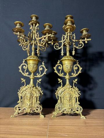 (61) Antieke Franse bronzen kandelaars Regency-stijl ca.1880 beschikbaar voor biedingen