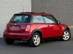 MINI ONE R50 • 1.6i 2006 • AIRCO • PANODAK • BLANCO GEKEURD, Auto's, Voorwielaandrijving, Stof, Zwart, 4 cilinders