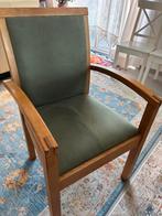 Massieve eettafel + 8 stoelen + dressoir + kasten, Ophalen
