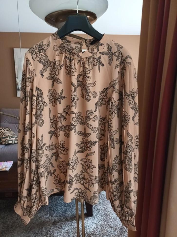 Heel elegante bloes "VERO MODA "  l, Kleding | Dames, Blouses en Tunieken, Zo goed als nieuw, Maat 42/44 (L), Ophalen of Verzenden