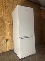 Indesit koelkast met vriezer, Elektronische apparatuur, Koelkasten en IJskasten, Ophalen of Verzenden, Zo goed als nieuw