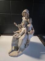 Mother with children. Lladro. Antonio Ruiz, Enlèvement ou Envoi