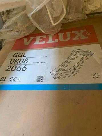Velux 134x140, Ophalen, Nieuw