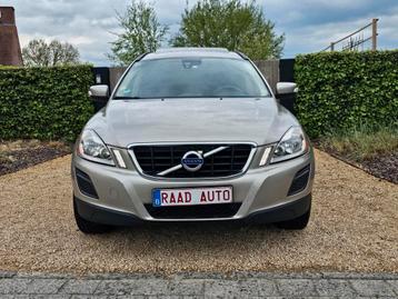 Volvo xc60 / 2.0 / 120kw/toit pano/cuire/GPS/camera/1èr main