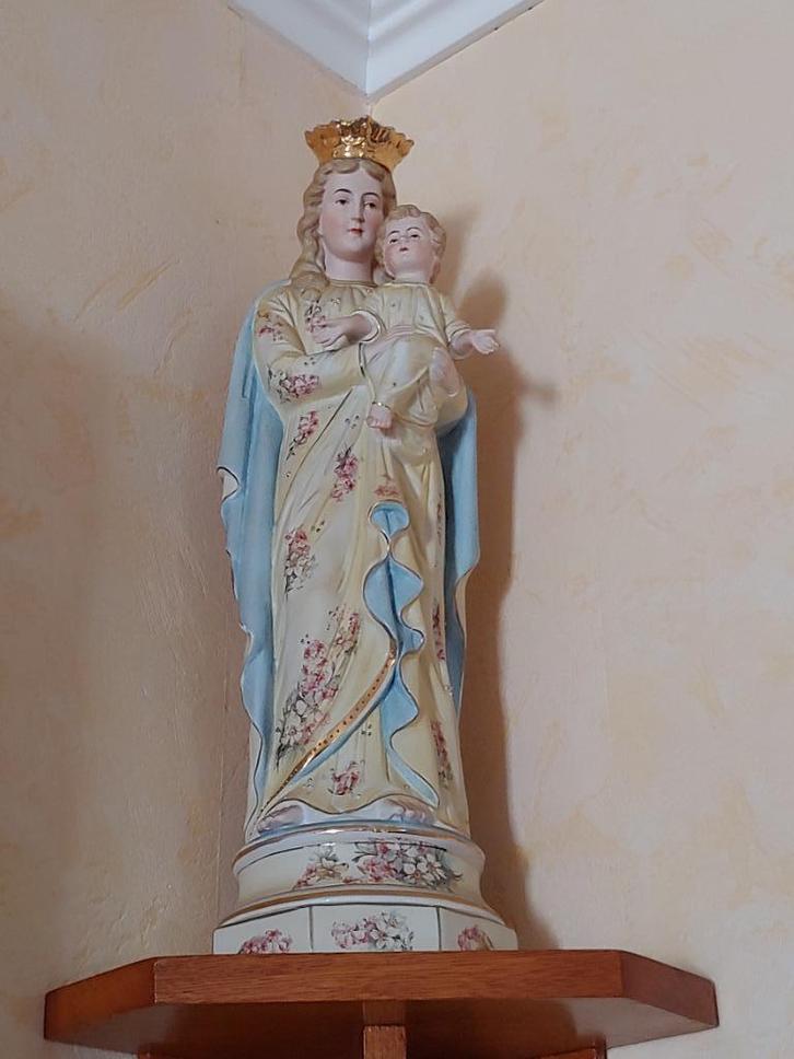 Jugendstil biscuitporselein Mariakind 45 cm+sokkel+bolletjes, Antiek en Kunst, Antiek | Religieuze voorwerpen, Ophalen