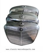 Grille Mercedes Heckflosse w110 / w111, Auto-onderdelen, Ophalen of Verzenden, Gebruikt, Mercedes-Benz