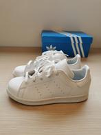 Adidas Stan Smith C witte sneakers - m32, Kinderen en Baby's, Schoenen, Jongen of Meisje, Ophalen of Verzenden, Zo goed als nieuw