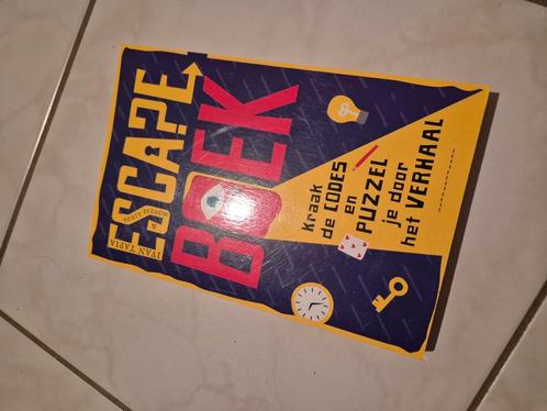 Linde Montse - Escape boek, Boeken, Kinderboeken | Jeugd | 10 tot 12 jaar, Zo goed als nieuw, Ophalen of Verzenden