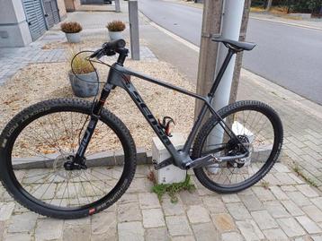 Sensa Fiori Evo Elite 2021 Large 10kg beschikbaar voor biedingen