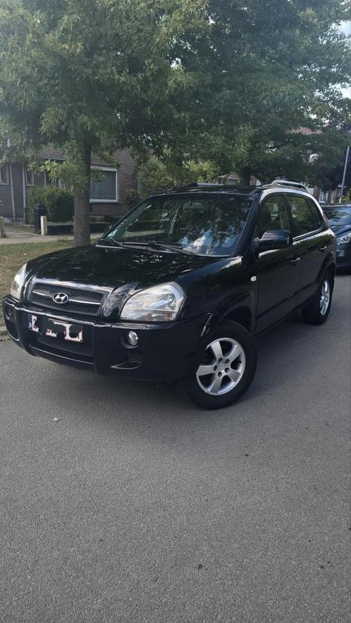 Hyundai Tucson, Auto's, Hyundai, Particulier, Tucson, Bluetooth, Centrale vergrendeling, Radio, Trekhaak, USB, Benzine, Zwart